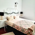 Apartament 2 Bedroom Serviced Belle Vue By The Park