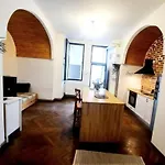 Apartament 2 Bedroom Serviced Belle Vue By The Park *