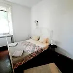Apartament 2 Bedroom Serviced Belle Vue By The Park Timişoara