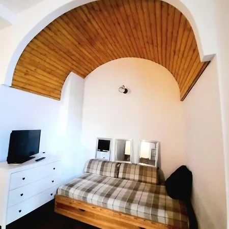 Apartament 2 Bedroom Serviced Belle Vue By The Park Timişoara