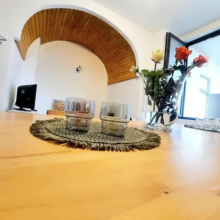 2 Bedroom Serviced Belle Vue By The Park アパート *