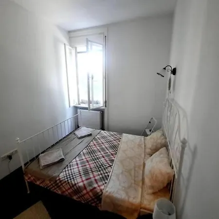2 Bedroom Serviced Belle Vue By The Park