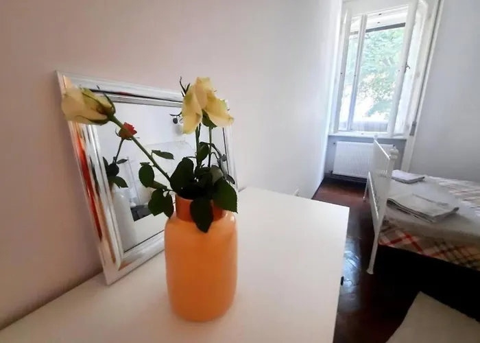 2 Bedroom Serviced Belle Vue By The Park ティミショアラ