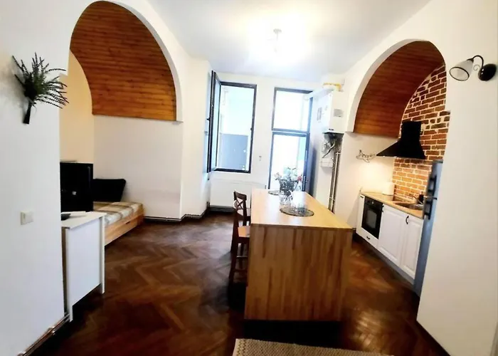 アパート 2 Bedroom Serviced Belle Vue By The Park *