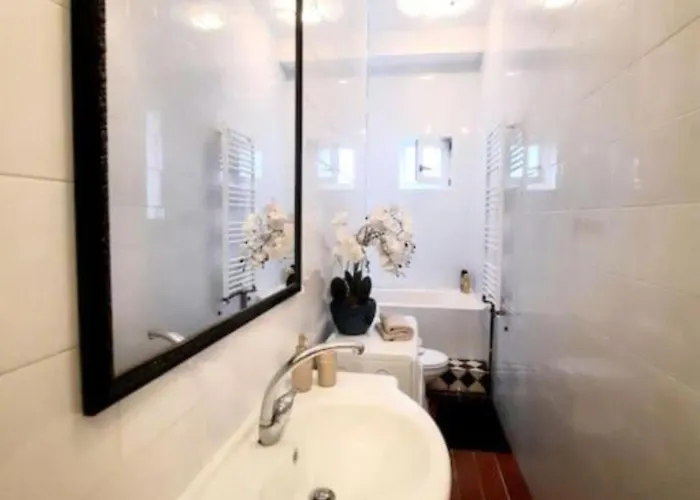 アパート 2 Bedroom Serviced Belle Vue By The Park