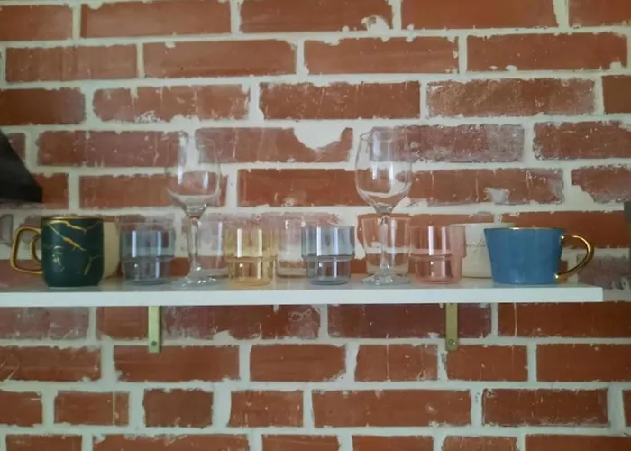 2 Bedroom Serviced Belle Vue By The Park アパート ティミショアラ