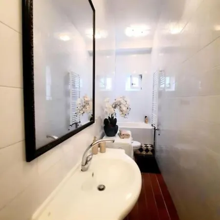 Apartamento 2 Bedroom Serviced Belle Vue By The Park